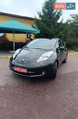 Хетчбек Nissan Leaf 2015 в Рівному