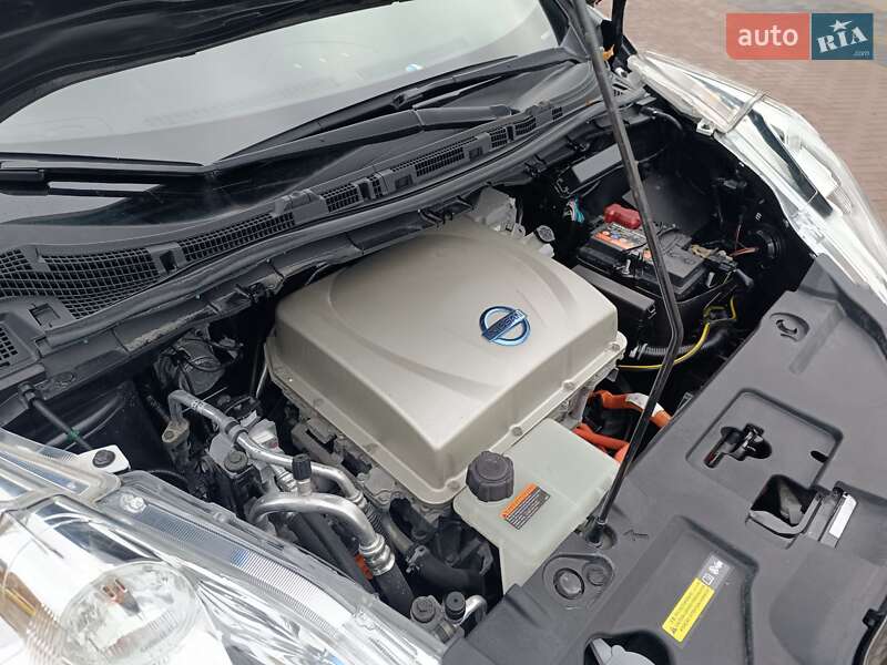 Хэтчбек Nissan Leaf 2015 в Ровно фото 31 Хэтчбек Nissan Leaf 2015 в Ровно
