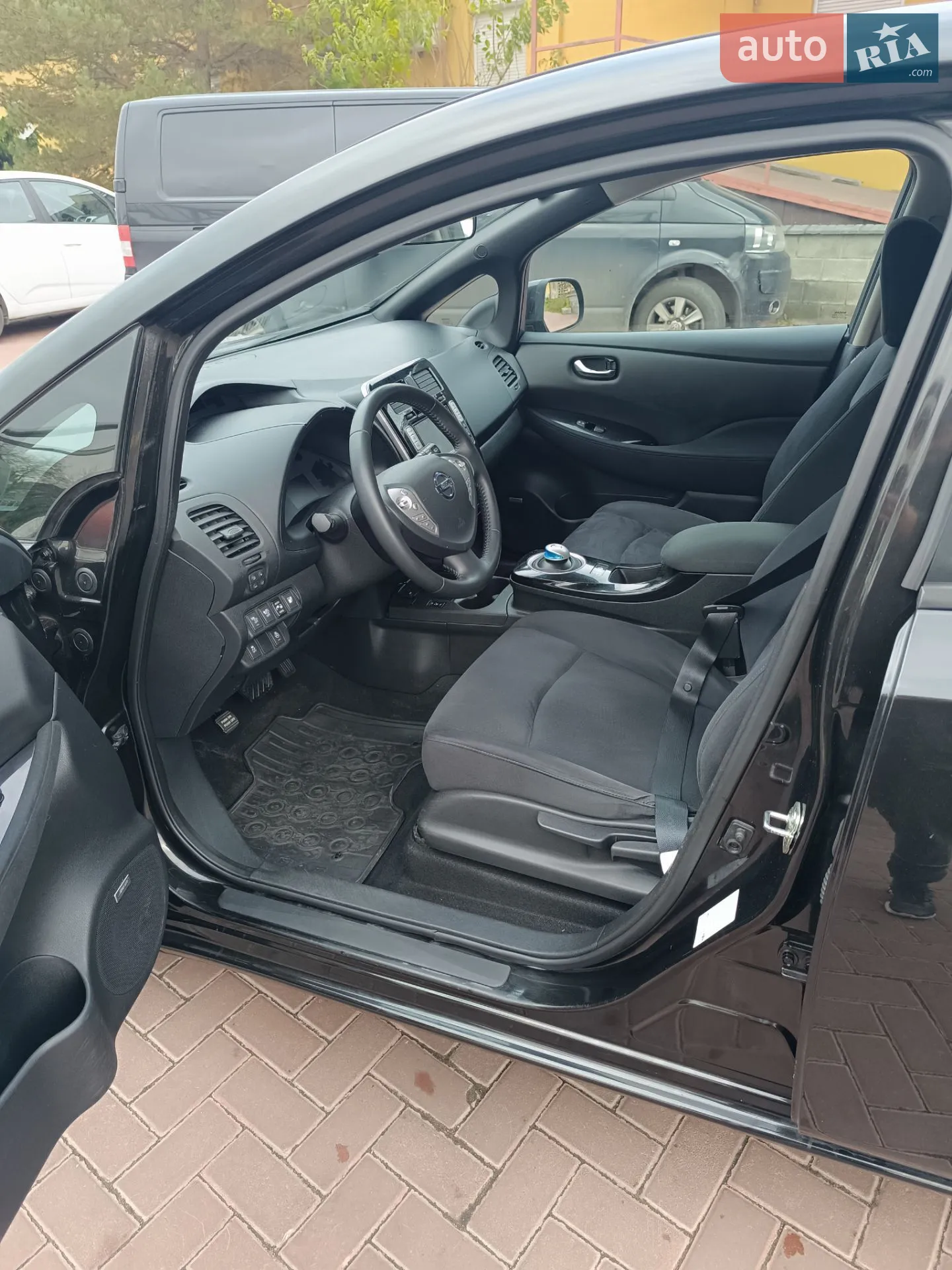 2015 Nissan Leaf - мініатюра 39