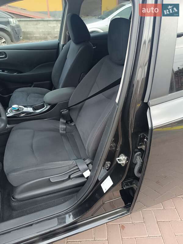 Хэтчбек Nissan Leaf 2015 в Ровно фото 43 Хэтчбек Nissan Leaf 2015 в Ровно