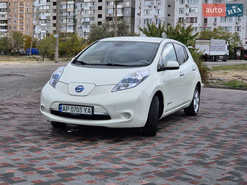 Хэтчбек Nissan Leaf 2012 в Запорожье фото 4 Хэтчбек Nissan Leaf 2012 в Запорожье