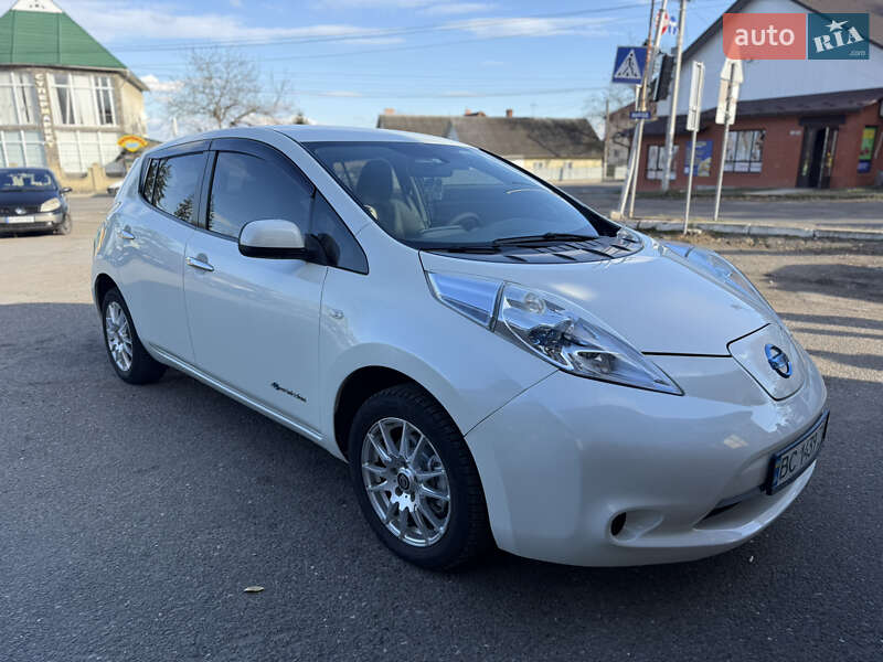 Хэтчбек Nissan Leaf 2012 в Черновцах фото 8 Хэтчбек Nissan Leaf 2012 в Черновцах