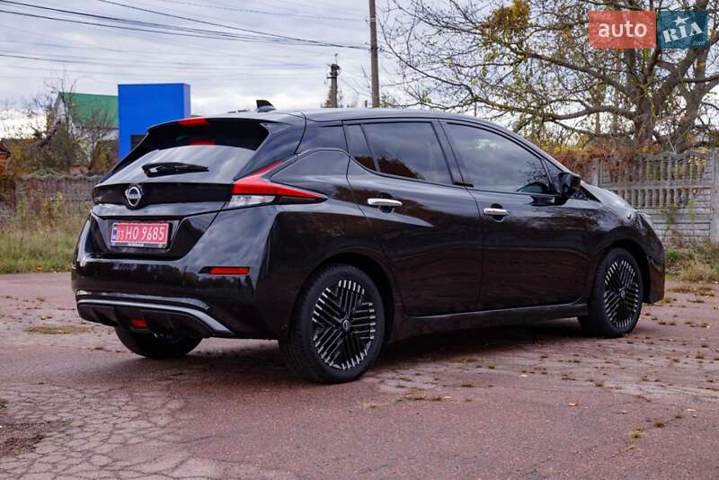 Хетчбек Nissan Leaf 2023 в Бердичеві