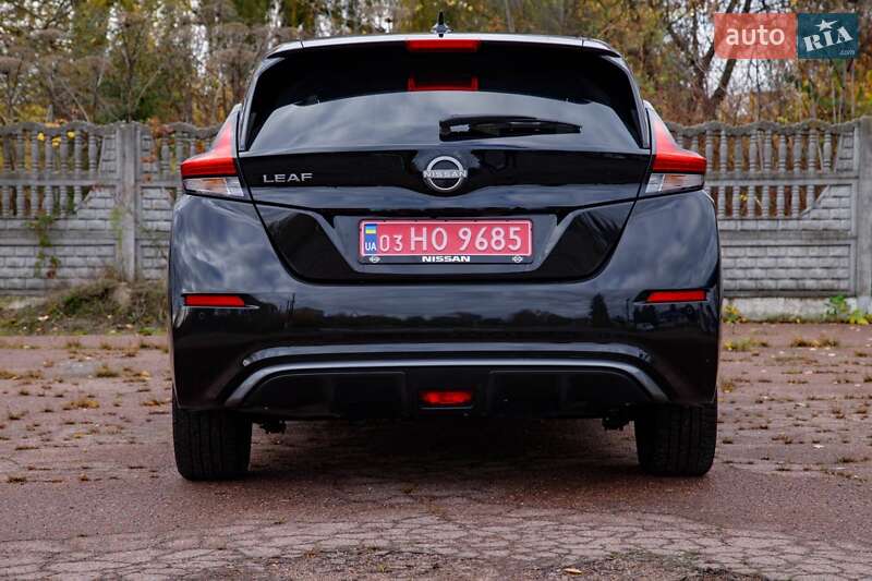 Хетчбек Nissan Leaf 2023 в Бердичеві