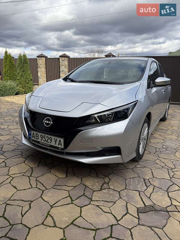 Хэтчбек Nissan Leaf 2022 в Виннице фото Хэтчбек Nissan Leaf 2022 в Виннице
