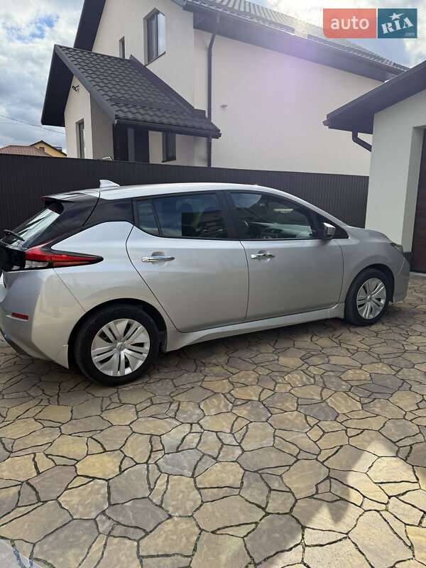 Хэтчбек Nissan Leaf 2022 в Виннице фото 6 Хэтчбек Nissan Leaf 2022 в Виннице