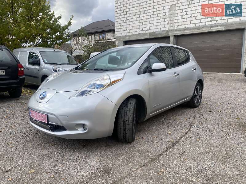 Хэтчбек Nissan Leaf 2014 в Белой Церкви