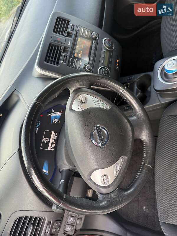 Хэтчбек Nissan Leaf 2014 в Тернополе фото 16 Хэтчбек Nissan Leaf 2014 в Тернополе
