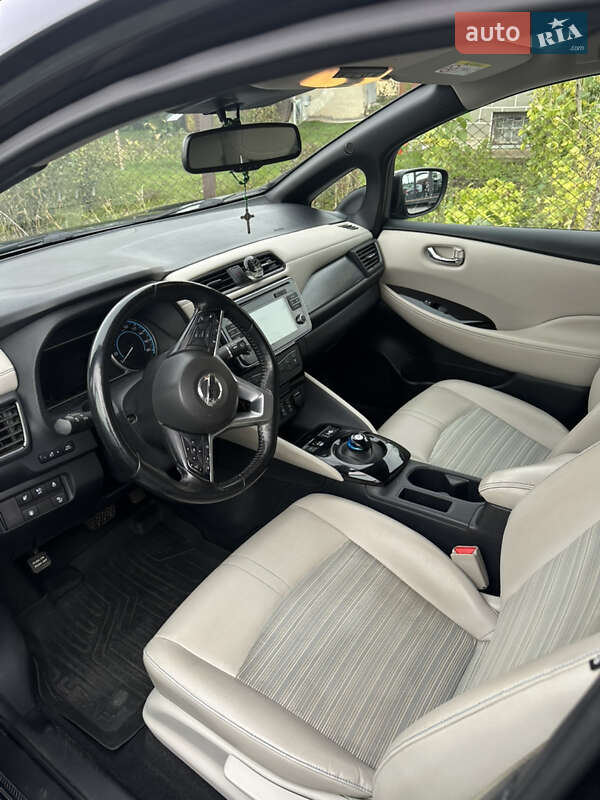 Хэтчбек Nissan Leaf 2018 в Львове фото 9 Хэтчбек Nissan Leaf 2018 в Львове
