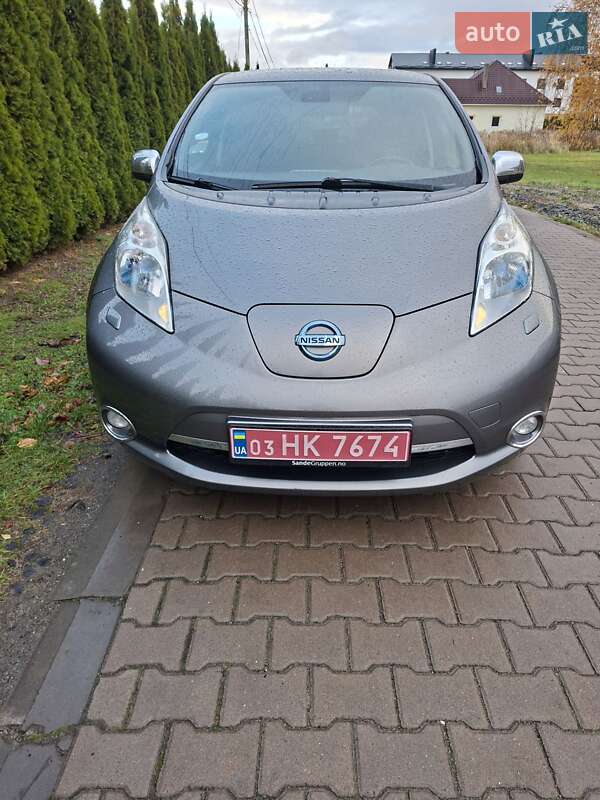 Хэтчбек Nissan Leaf 2013 в Луцке фото 9 Хэтчбек Nissan Leaf 2013 в Луцке