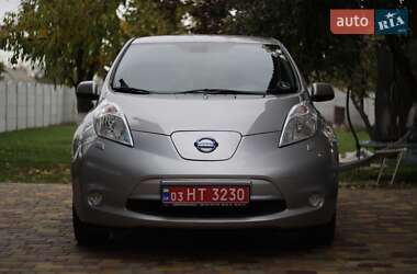 Хетчбек Nissan Leaf 2016 в Дніпрі
