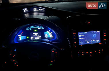 Хэтчбек Nissan Leaf 2013 в Каменец-Подольском