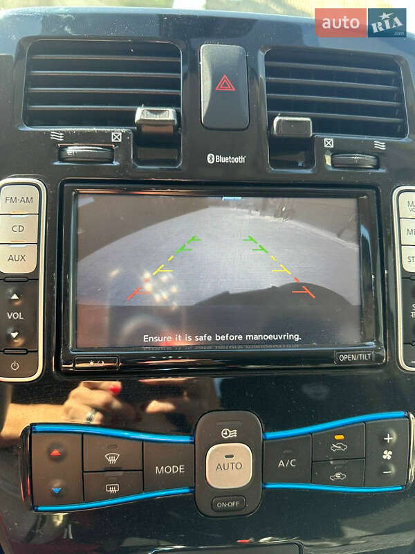 Хэтчбек Nissan Leaf 2012 в Ужгороде фото 17 Хэтчбек Nissan Leaf 2012 в Ужгороде