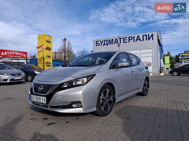 Хэтчбек Nissan Leaf 2018 в Хмельницком фото 3 Хэтчбек Nissan Leaf 2018 в Хмельницком