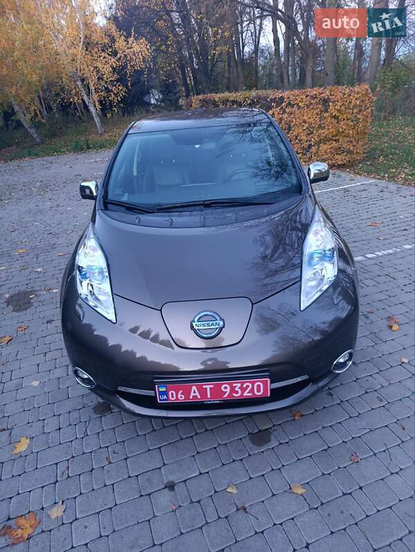 Хэтчбек Nissan Leaf 2016 в Киеве фото 33 Хэтчбек Nissan Leaf 2016 в Киеве