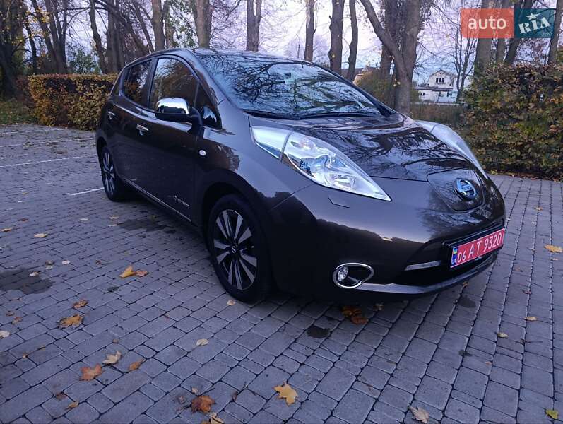 Хэтчбек Nissan Leaf 2016 в Киеве фото 10 Хэтчбек Nissan Leaf 2016 в Киеве
