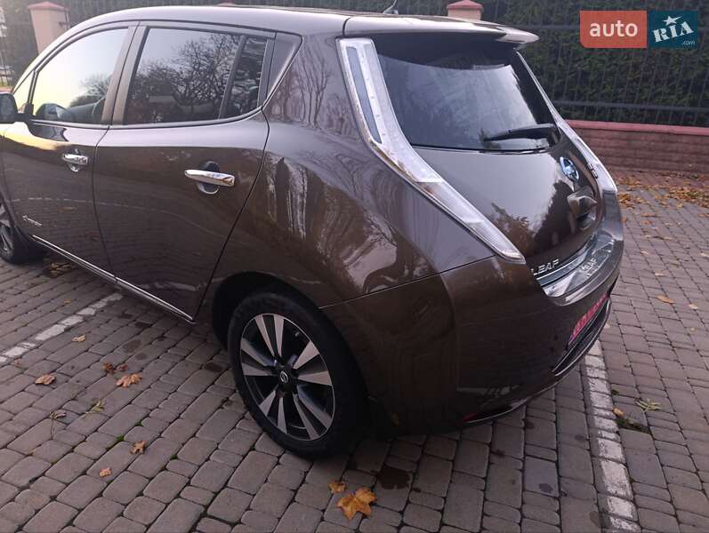 Хэтчбек Nissan Leaf 2016 в Киеве фото 26 Хэтчбек Nissan Leaf 2016 в Киеве
