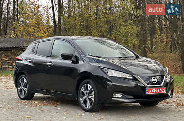 Хетчбек Nissan Leaf 2021 в Долині