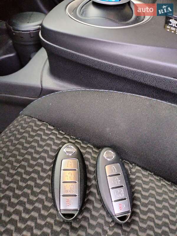 Хетчбек Nissan Leaf 2016 в Києві фото 15 Хетчбек Nissan Leaf 2016 в Києві