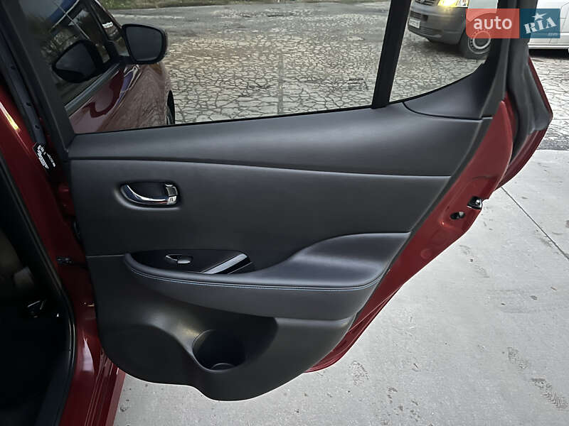 Хэтчбек Nissan Leaf 2020 в Бердичеве фото 19 Хэтчбек Nissan Leaf 2020 в Бердичеве
