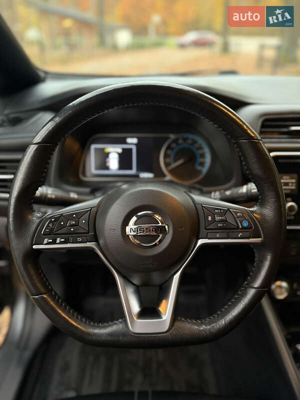 Хэтчбек Nissan Leaf 2018 в Бродах фото 8 Хэтчбек Nissan Leaf 2018 в Бродах