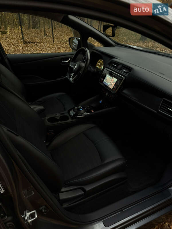 Хэтчбек Nissan Leaf 2018 в Бродах фото 14 Хэтчбек Nissan Leaf 2018 в Бродах