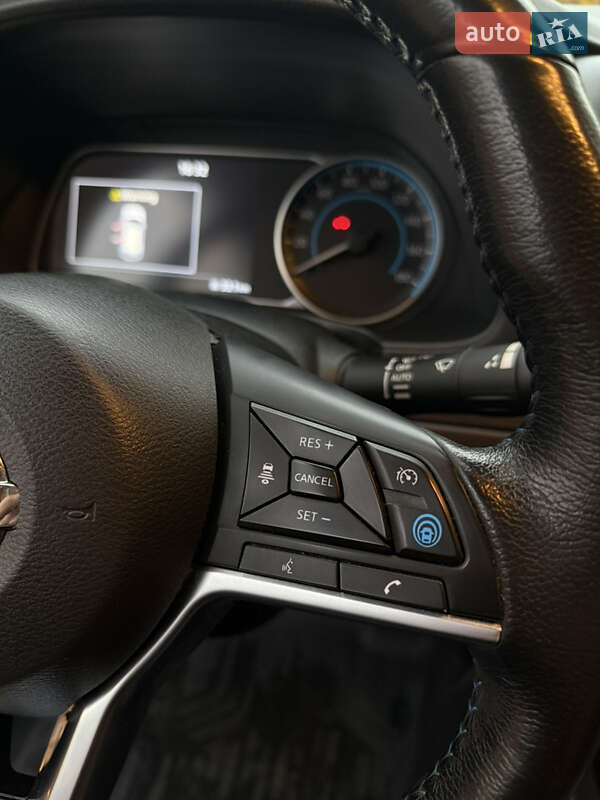 Хэтчбек Nissan Leaf 2018 в Бродах фото 16 Хэтчбек Nissan Leaf 2018 в Бродах