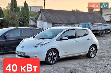 Хэтчбек Nissan Leaf 2013 в Ровно