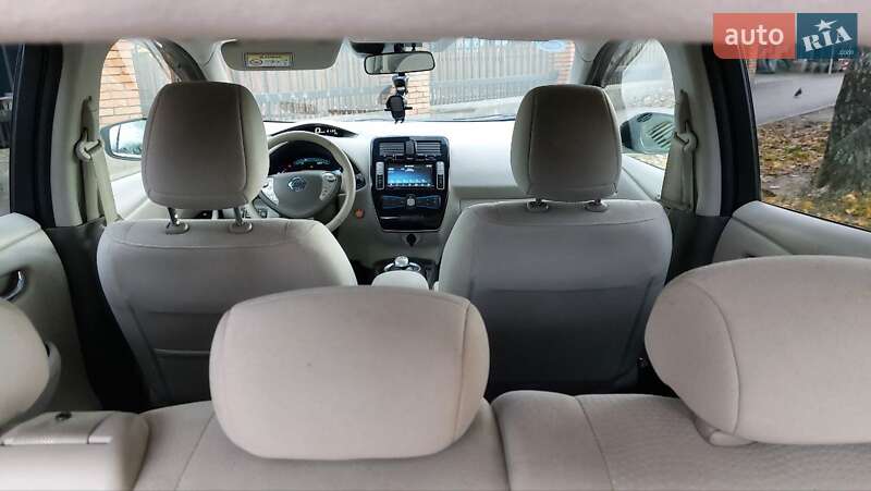 Хэтчбек Nissan Leaf 2017 в Киеве