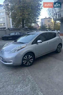 Хетчбек Nissan Leaf 2016 в Івано-Франківську