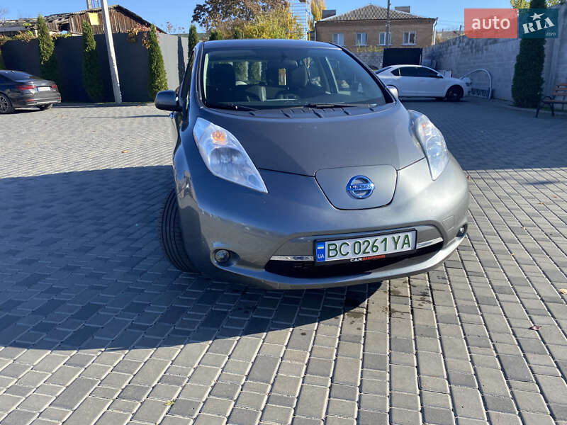 Хэтчбек Nissan Leaf 2015 в Кропивницком фото 10 Хэтчбек Nissan Leaf 2015 в Кропивницком