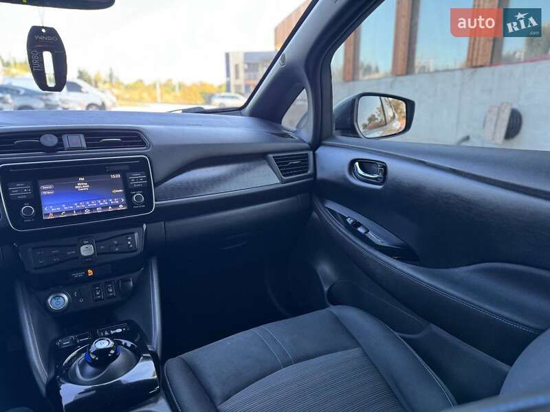 Хэтчбек Nissan Leaf 2018 в Ровно фото 21 Хэтчбек Nissan Leaf 2018 в Ровно