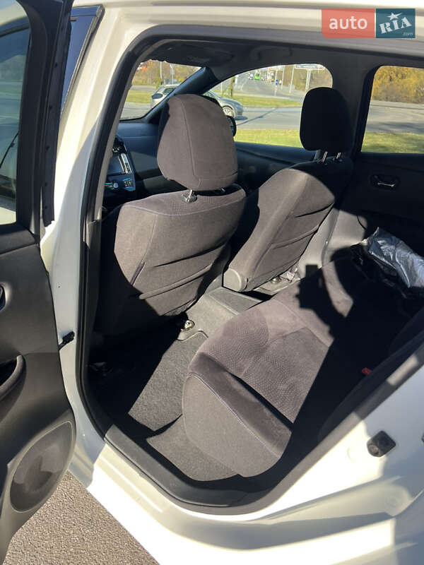 Хэтчбек Nissan Leaf 2016 в Виннице фото 7 Хэтчбек Nissan Leaf 2016 в Виннице