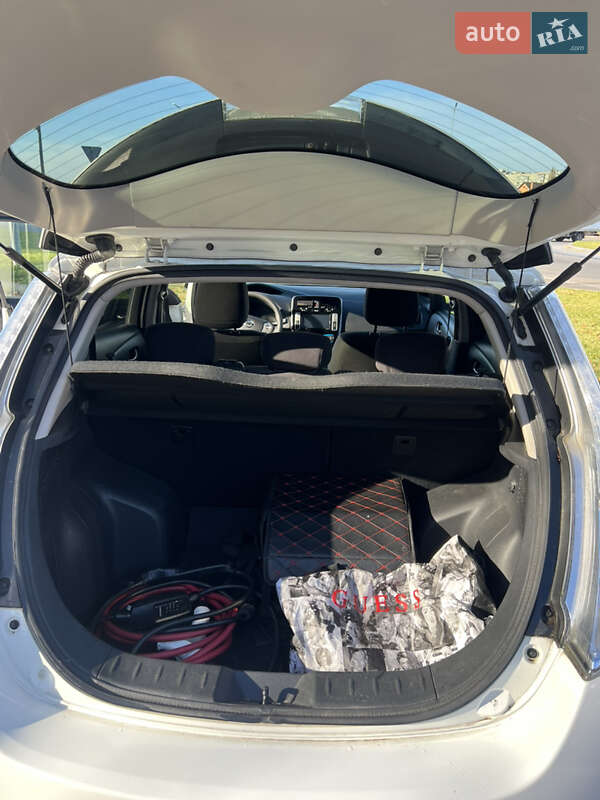 Хэтчбек Nissan Leaf 2016 в Виннице фото 11 Хэтчбек Nissan Leaf 2016 в Виннице