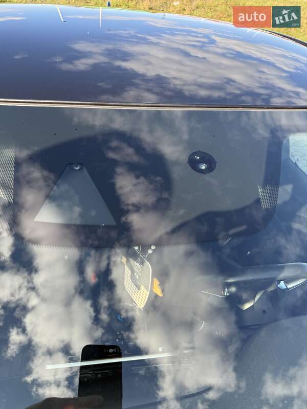 Хэтчбек Nissan Leaf 2019 в Львове