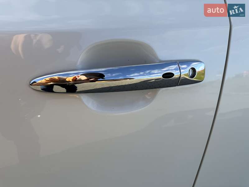 Хэтчбек Nissan Leaf 2019 в Львове