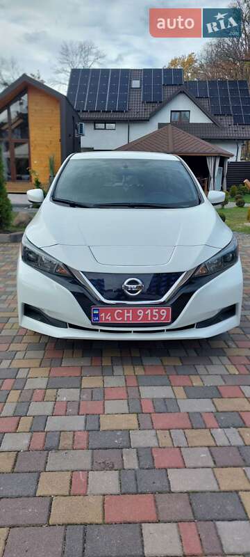 Хэтчбек Nissan Leaf 2019 в Львове