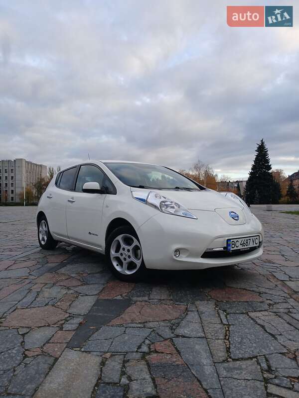 Хетчбек Nissan Leaf 2017 в Кременчуці
