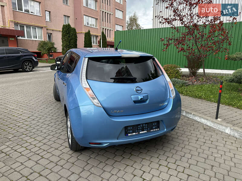 Хэтчбек Nissan Leaf 2012 в Луцке фото 8 Хэтчбек Nissan Leaf 2012 в Луцке