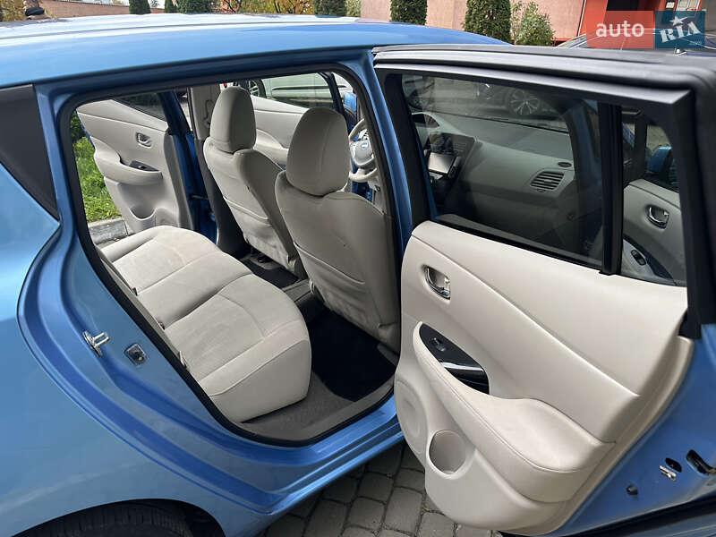 Хэтчбек Nissan Leaf 2012 в Луцке фото 19 Хэтчбек Nissan Leaf 2012 в Луцке