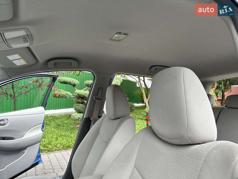 Хэтчбек Nissan Leaf 2012 в Луцке фото 24 Хэтчбек Nissan Leaf 2012 в Луцке