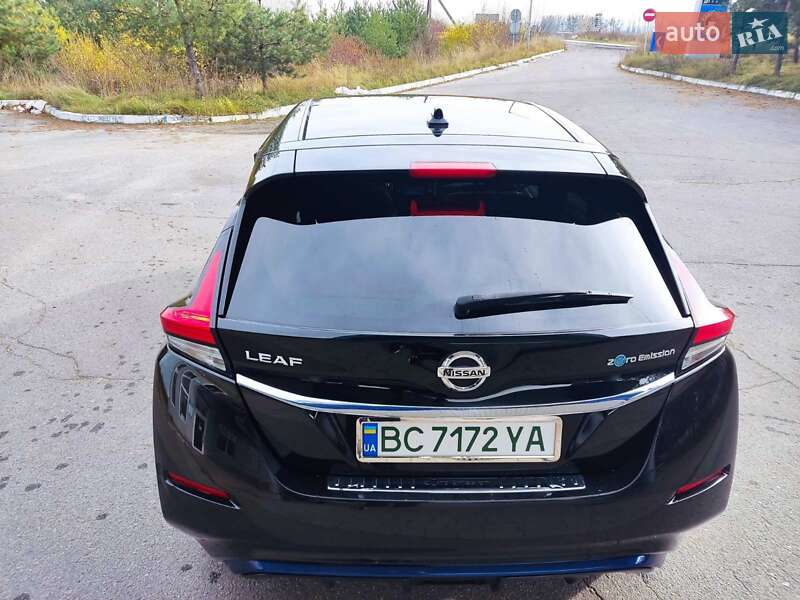 Хэтчбек Nissan Leaf 2018 в Золочеве