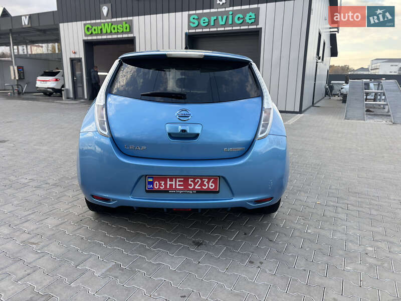 Хэтчбек Nissan Leaf 2011 в Владимире фото 5 Хэтчбек Nissan Leaf 2011 в Владимире