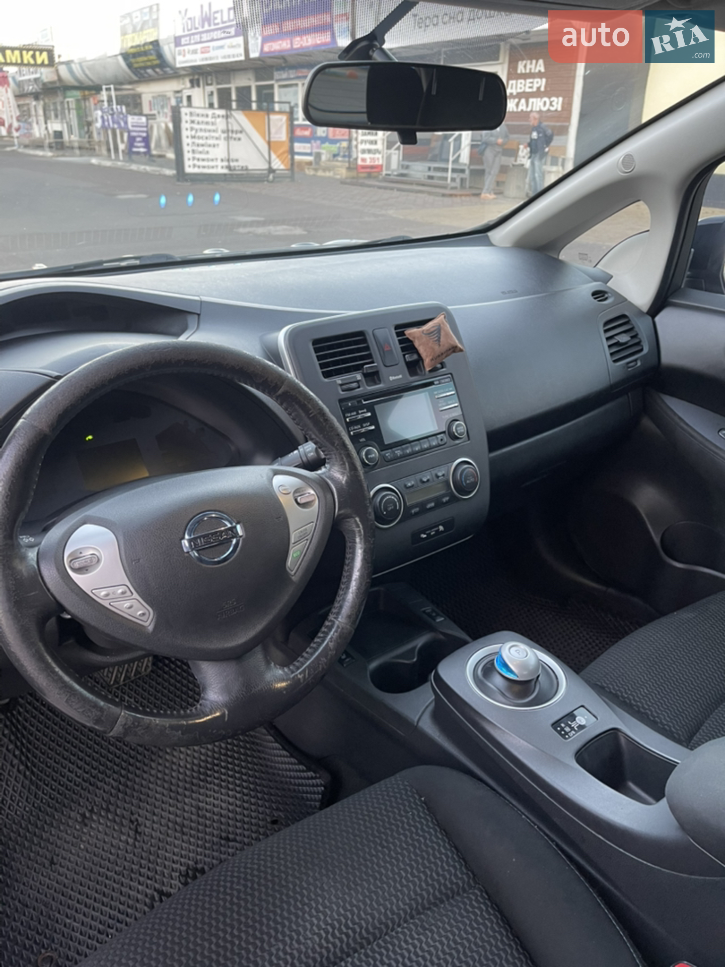 2015 Nissan Leaf - мініатюра 13