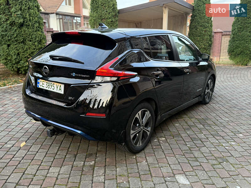 Хэтчбек Nissan Leaf 2018 в Черновцах