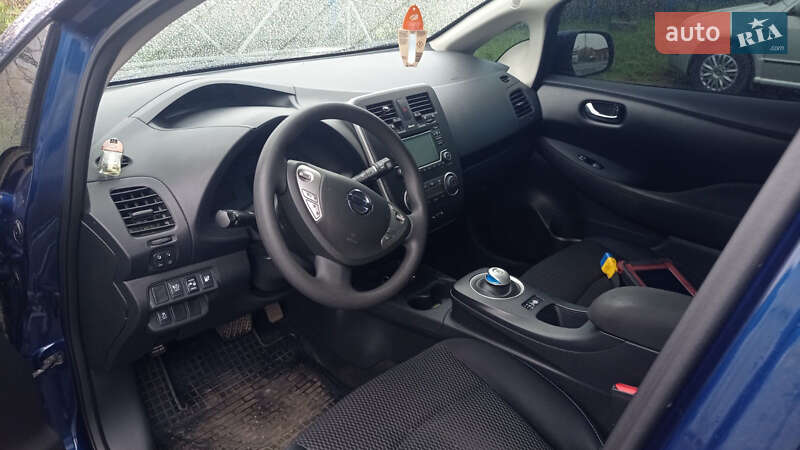 Хэтчбек Nissan Leaf 2017 в Полтаве