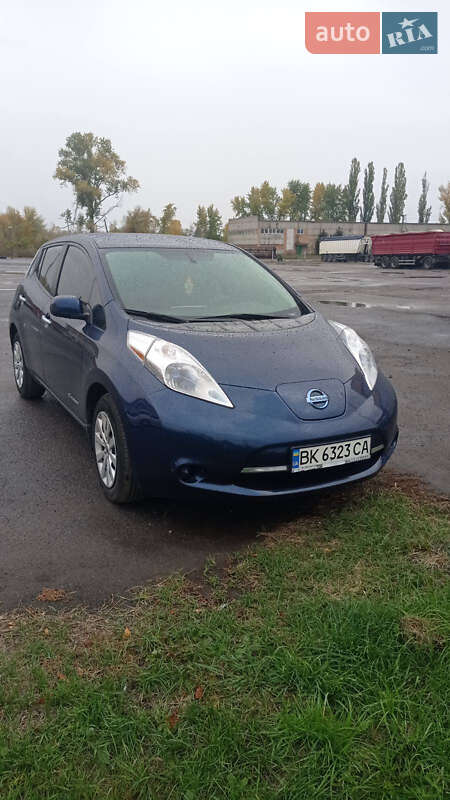 Хэтчбек Nissan Leaf 2017 в Полтаве