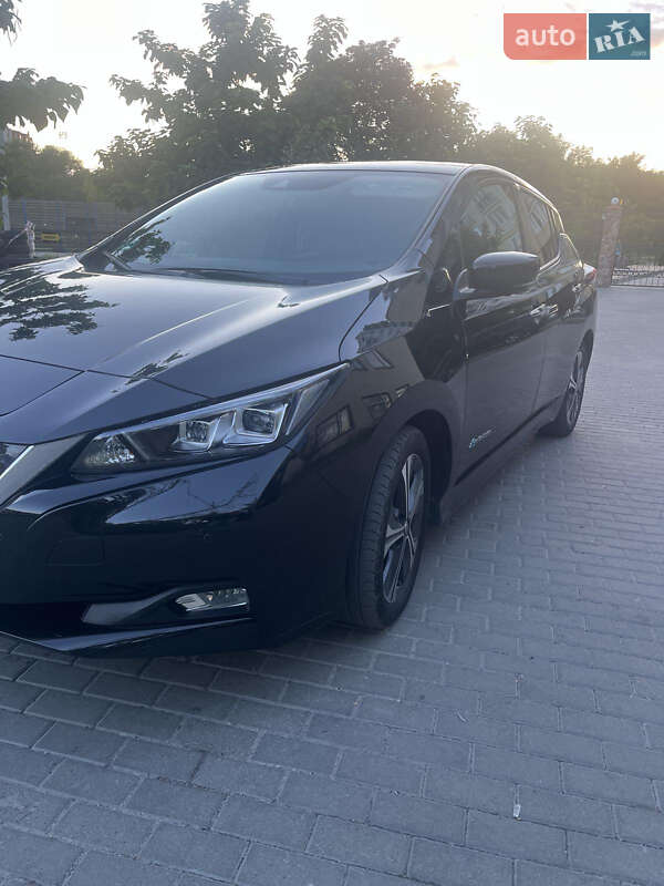 Хетчбек Nissan Leaf 2019 в Тернополі
