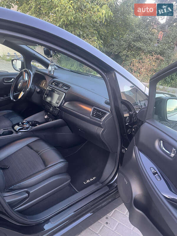 Хетчбек Nissan Leaf 2019 в Тернополі