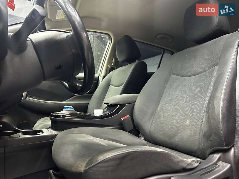 Хэтчбек Nissan Leaf 2014 в Черновцах
